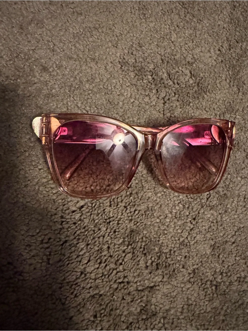 Transparent Pink Women’s Sunglasses - Stylish UV Shades